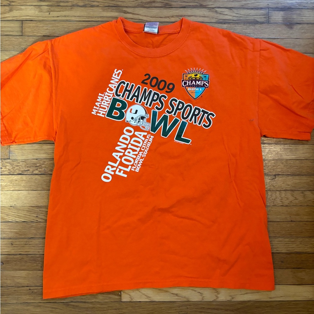 🔥2009 Champs Bowl Champions Tshirt Miami Hurricanes  size large🔥